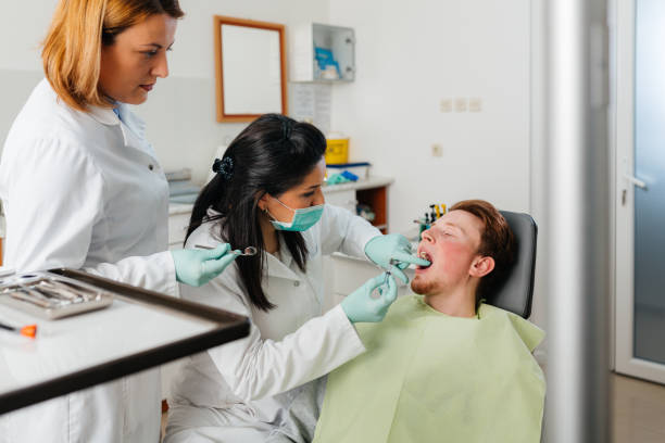 Best Broken or Cracked Tooth Emergency Dentist in Napoleon, OH